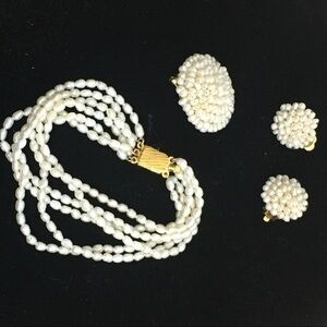 ?Faux pearl multi strand bracelet, pin & earrings